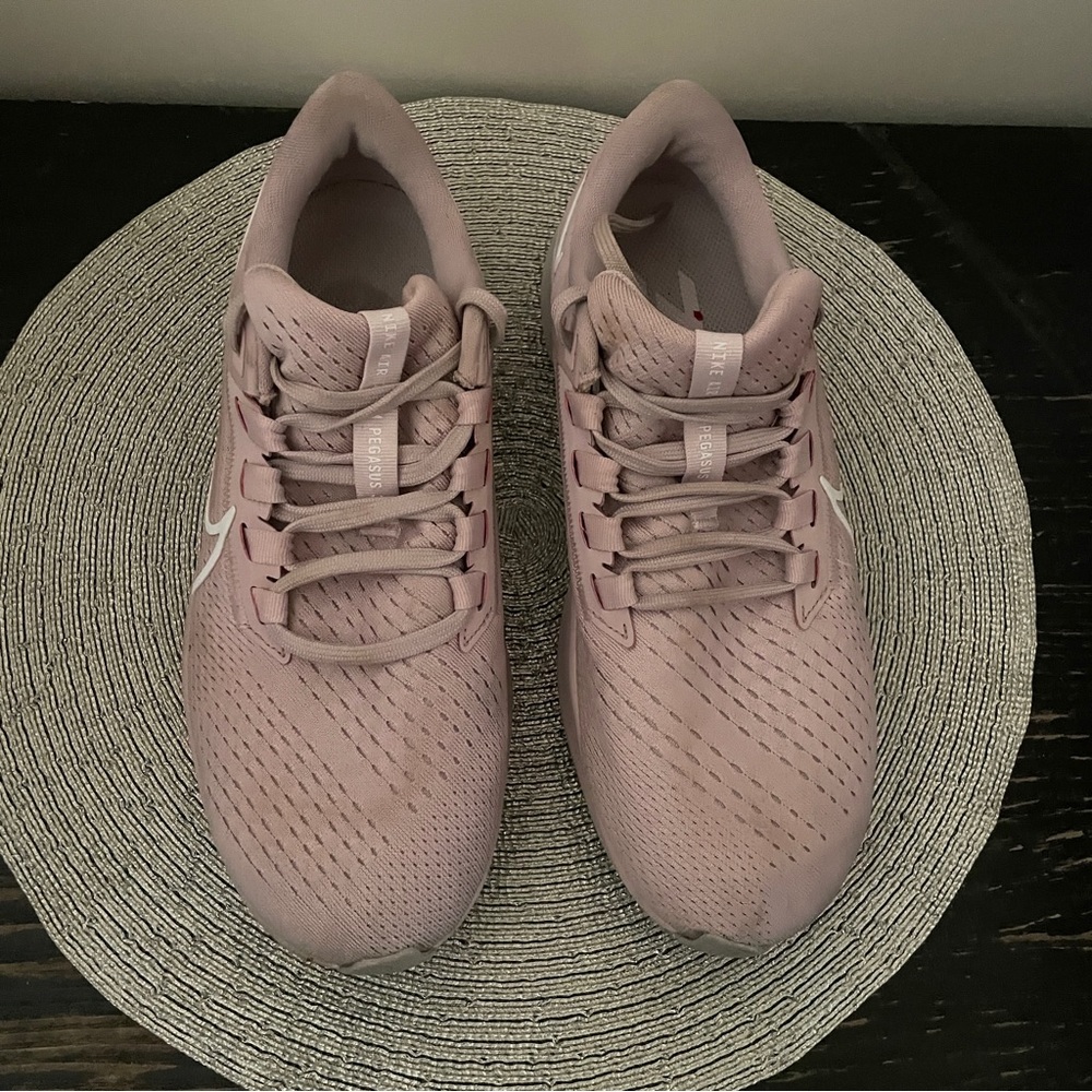 Nike Womens Air Zoom Pegasus Running Shoes CW7358-601 Pink Rose White Size 8 - Picture 3 of 11